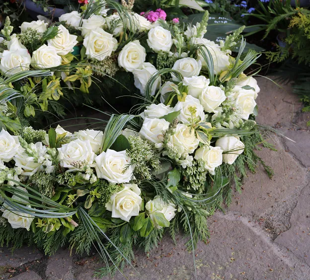 Fleuriste pour un dernier hommage à L'Isle en Dodon (31)